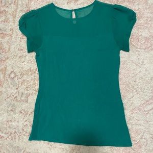 Green express top | size small